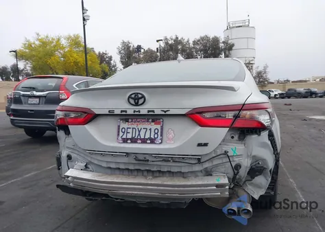 2023 Toyota Camry Se/Se Nightshade Edition z USA, uszkodzony, nr VIN 4T1T11AK3PU134919